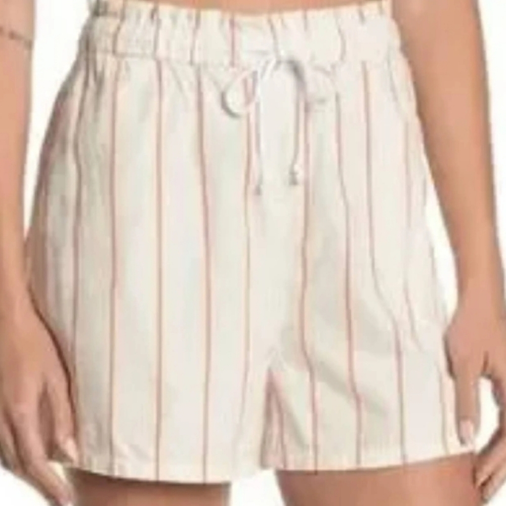 NEW ABOUND ivory and coral stripe shorts S